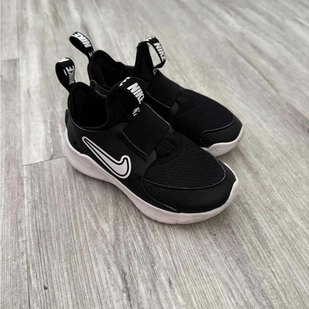 Nike Black and White Sleek Sneakers